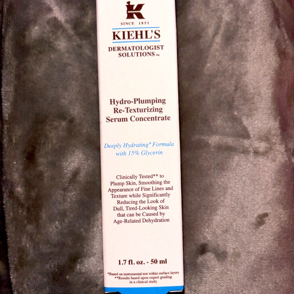 Brand new in box Kiehl’s Hydro-Plumping Re-Texturizing Serum!